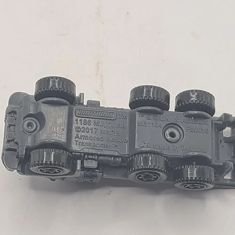 JURASSIC WORLD ALL-TERRAIN Fleet ARMORED ACTION TRANSPORTER✰Gray✰loose Matchbox